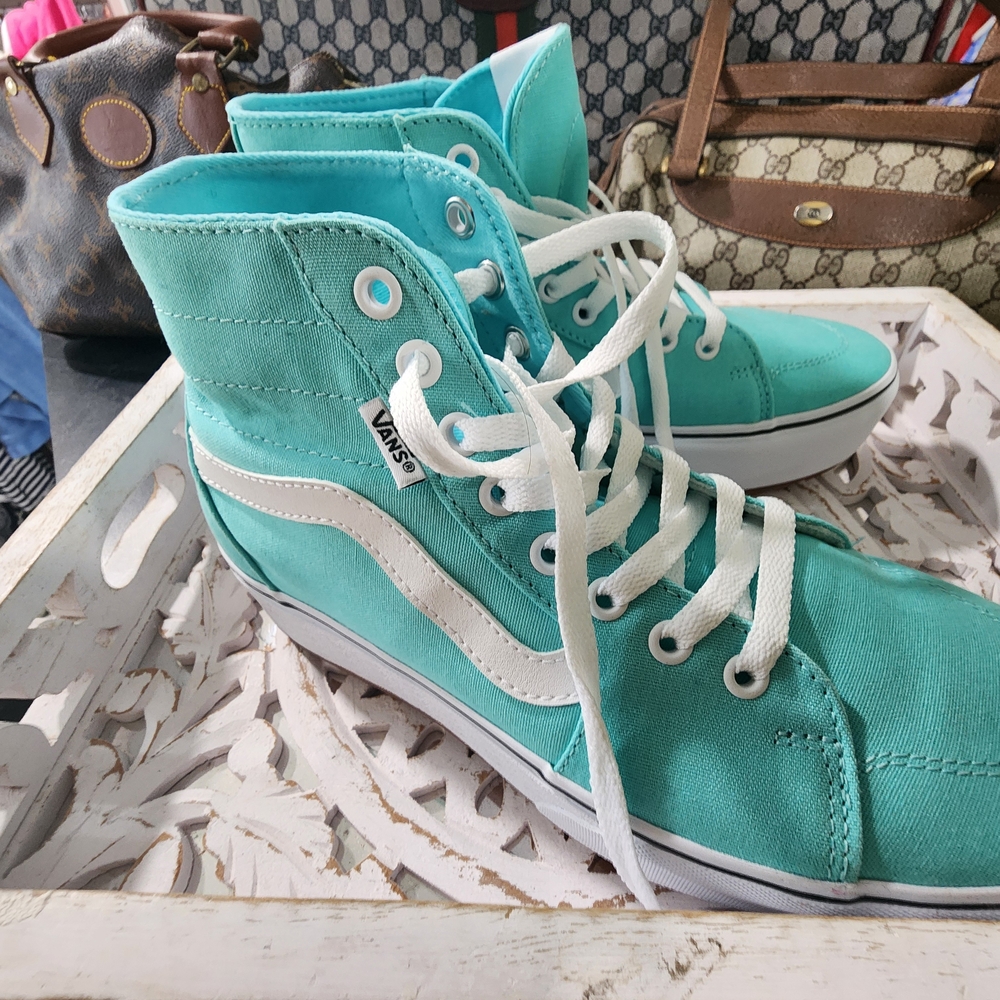 Vans Women's Turquoise High-Top Sneakers